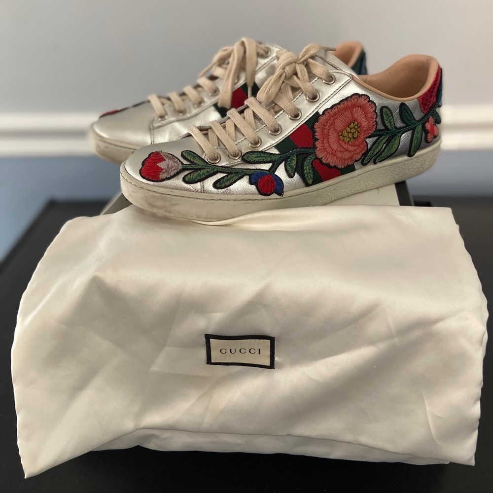 Gucci Casual Sneaker size 37 1/2 lightly worn - Picture 2 of 15